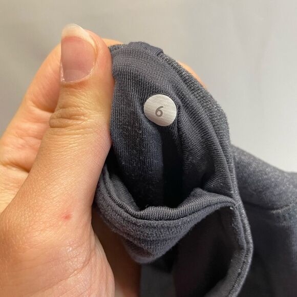 Lululemon Snap Me Up Grey Cropped Leggings Size 6 - Picture 5 of 6